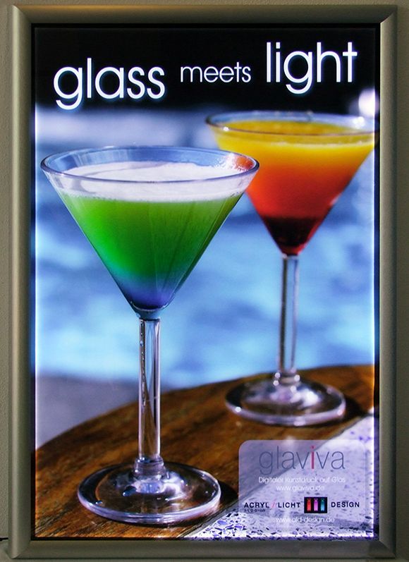 GLAVIVA ® GLAS-BEDRUCKUNG • Fotos - Ideen - Anregungen - Bilder - Beispiele als Design-Vorlagen zum Digitaldruck auf Glas • Fotodruck auf Glas von GLAVIVA ® Design mit Licht • LED-Glaskanten Lichtdesign • Wandbild 'Glass meets Light'